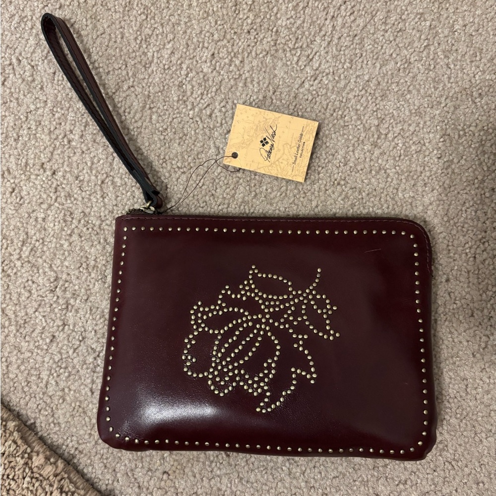 Patricia‎ Nash Studded Cassini Burgundy Wristlet BNWT